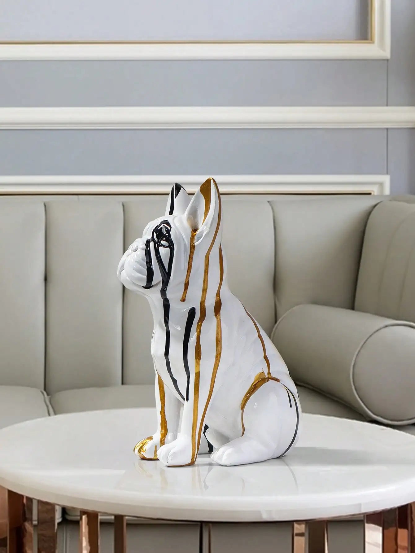 Escultura Bulldog francés de resina decorativa