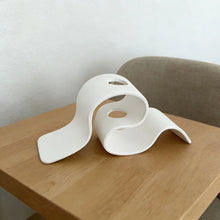 Florero 3D minimalista blanco para flores secas
